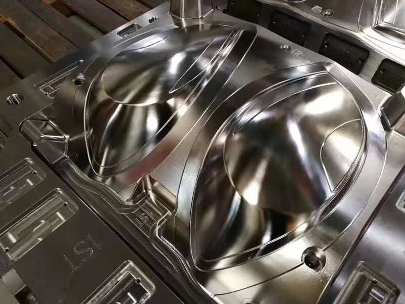 葛利茲模具鋼應用于汽車(chē)塑料件(一) 葛利茲模具鋼應用于汽車(chē)塑料件(一)